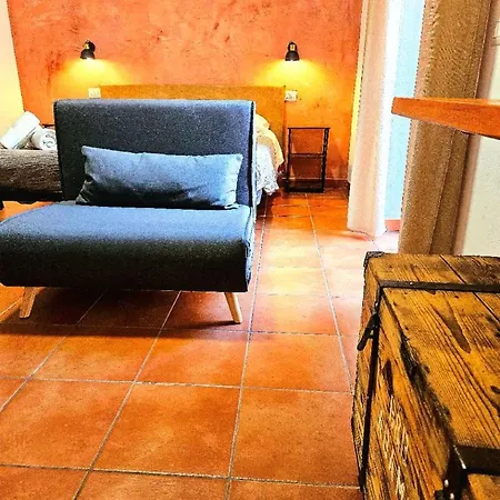 Aba Maya Guest house