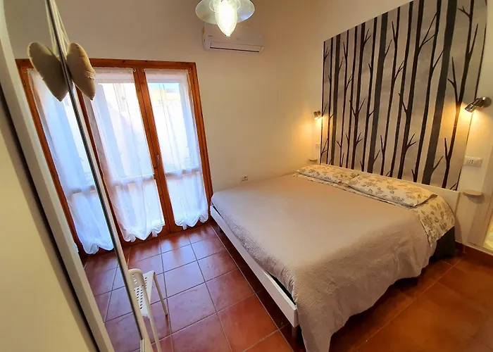 Aba Maya Pensión Alguer